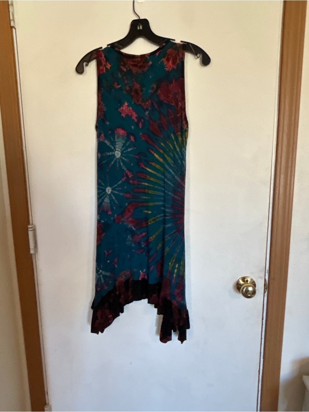 Kathmandu Imports tie-dye Medium stretchy material front pockets - Picture 2 of 10